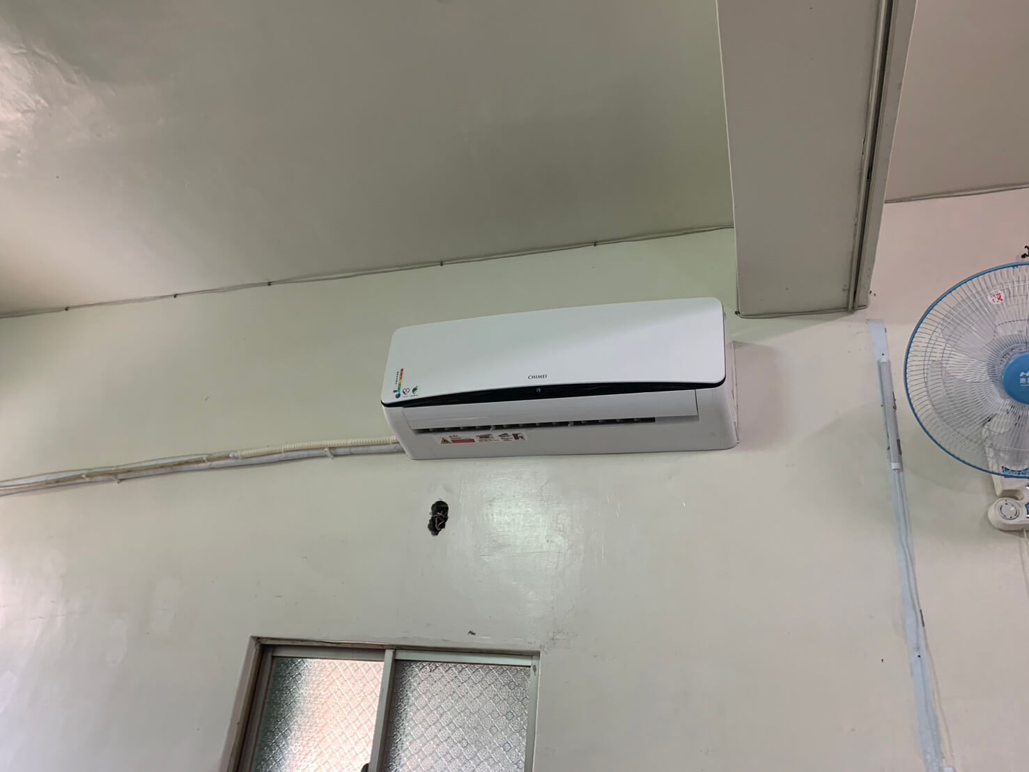 立刻修專業服務案例-左營黃小姐家中冷氣不冷，快速搶修服務安心又專業！ 的第2張圖片